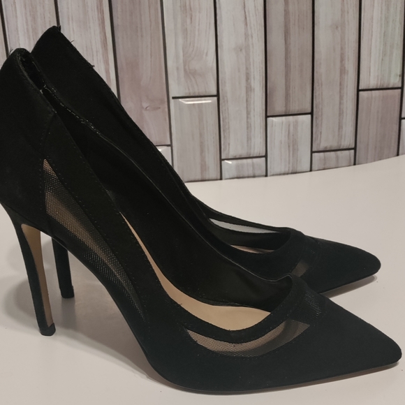 Black pumps - Picture 4 of 8